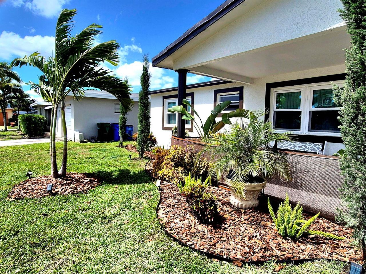 1015 NW 68th Avenue , Margate, FL 33063 Photo