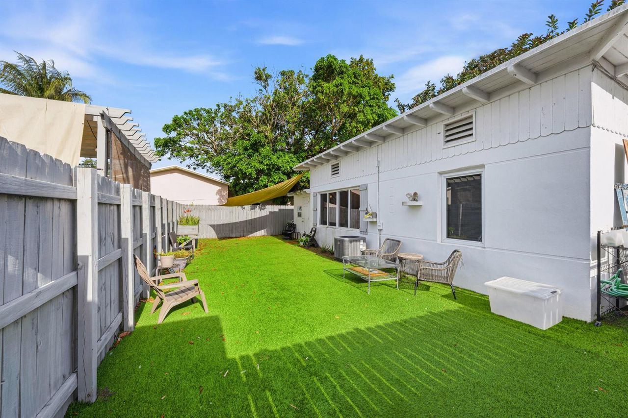 516 SW 15th Street , Unit 1-1, Fort Lauderdale, FL 33315 Photo