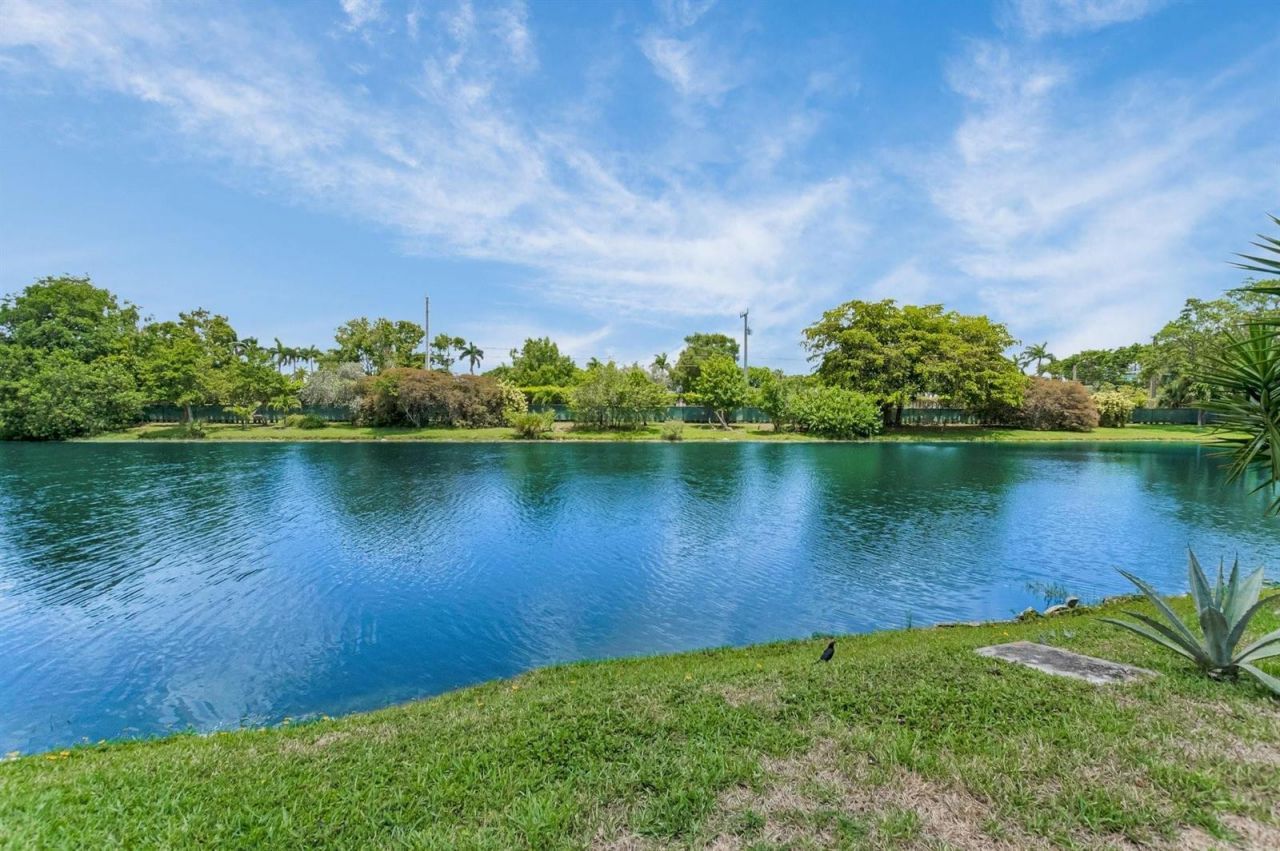 8829 Bella Vista Drive , Unit 282, Boca Raton, FL 33433 Photo
