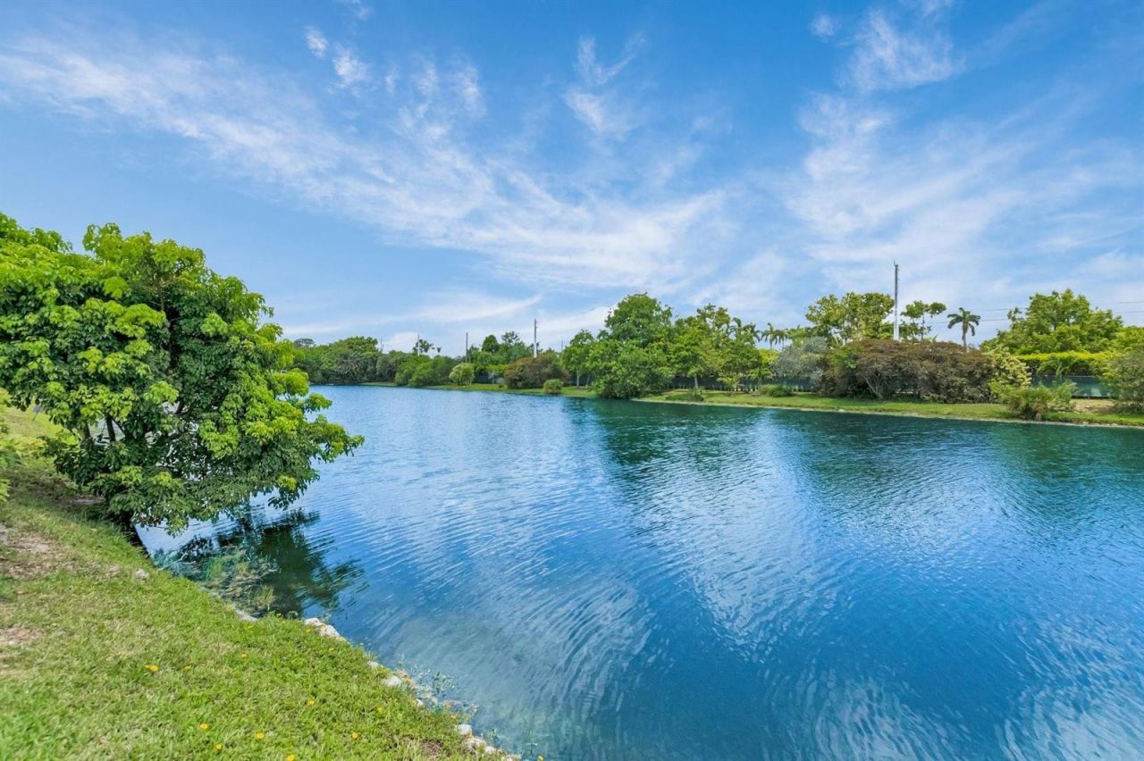 8829 Bella Vista Drive , Unit 282, Boca Raton, FL 33433 Photo