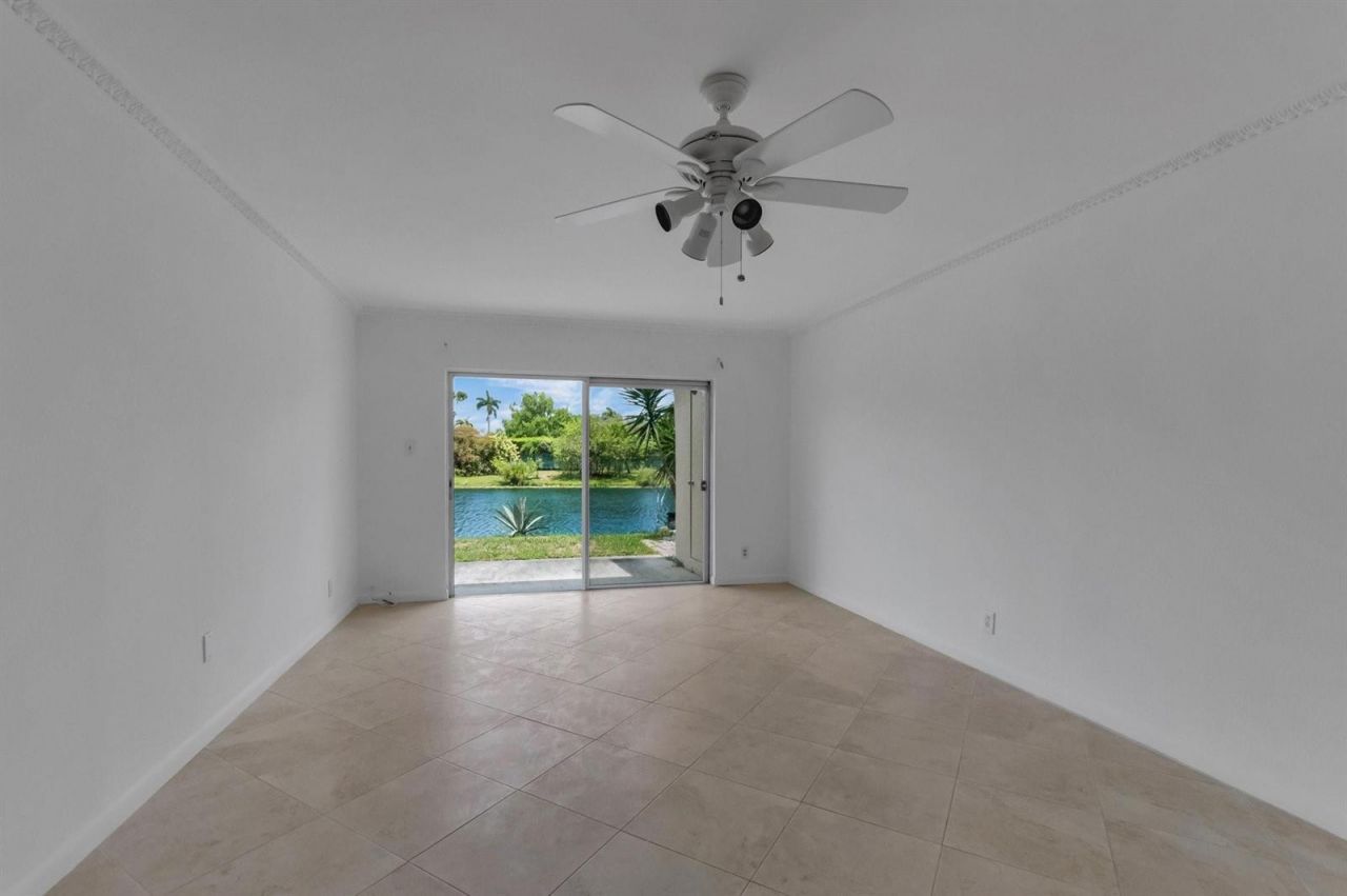 8829 Bella Vista Drive , Unit 282, Boca Raton, FL 33433 Photo