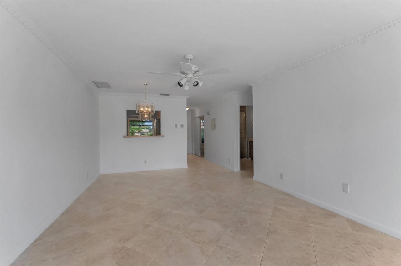 8829 Bella Vista Drive , Unit 282, Boca Raton, FL 33433 Photo