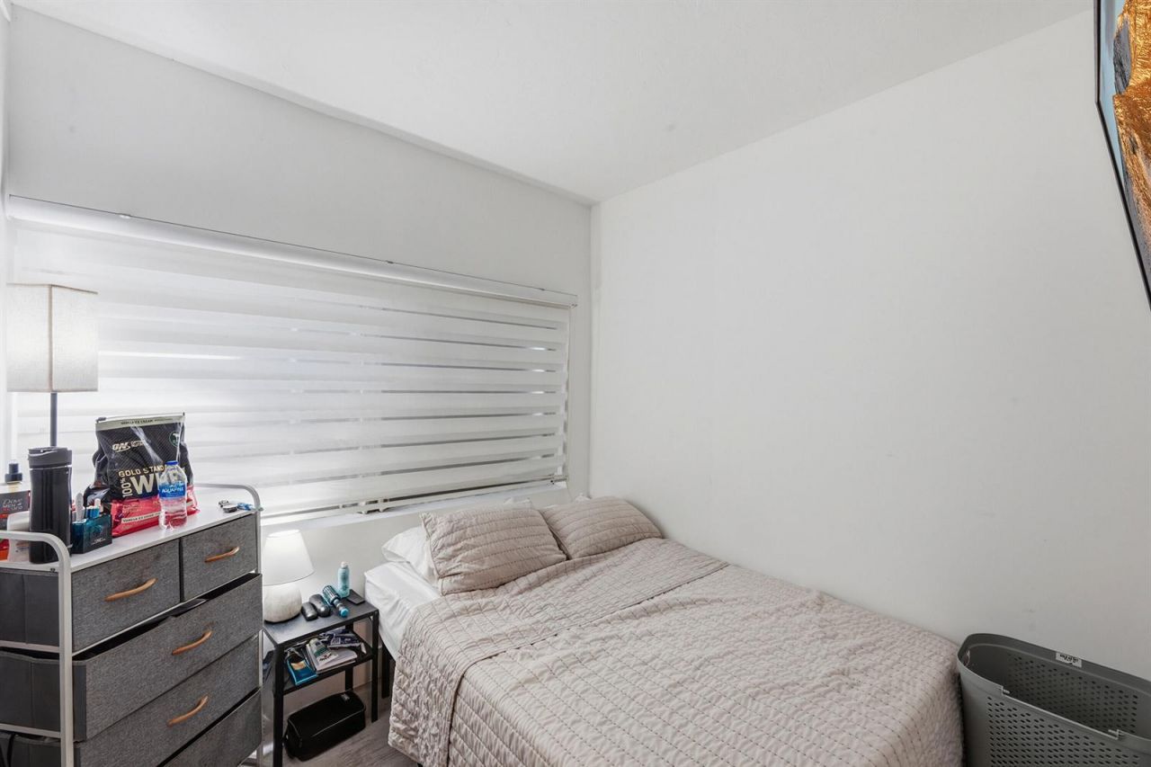 7700 NE 1st Court , Miami, FL 33138 Photo
