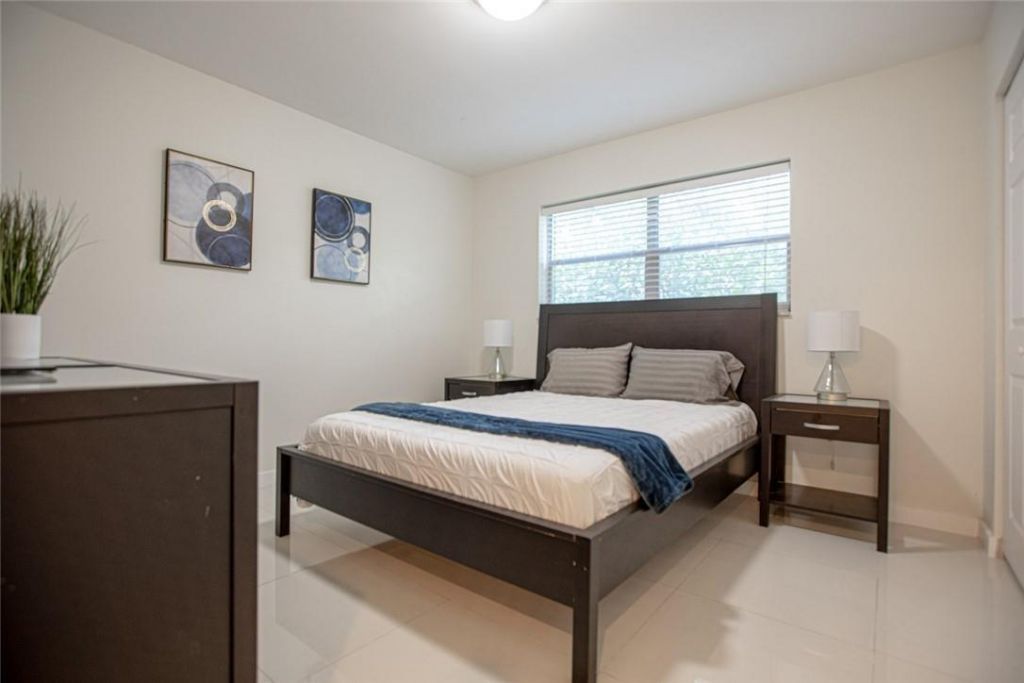 601 SE 5th Court , Unit 108, Fort Lauderdale, FL 33301 Photo