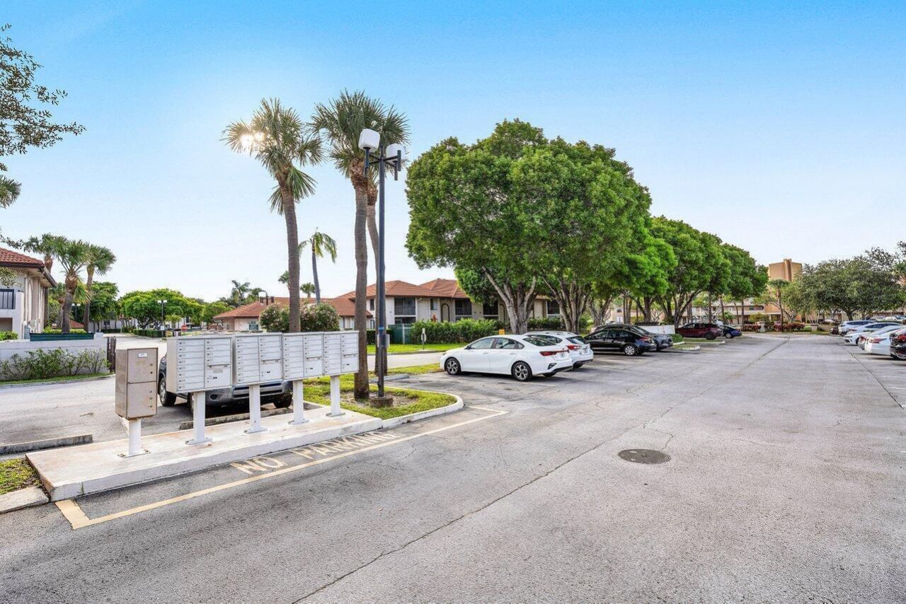 5200 E Club Circle , Unit 106, Boca Raton, FL 33487 Photo
