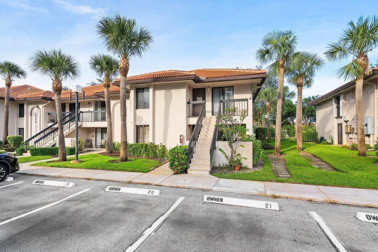 5200 E Club Circle , Unit 106, Boca Raton, FL 33487 Photo