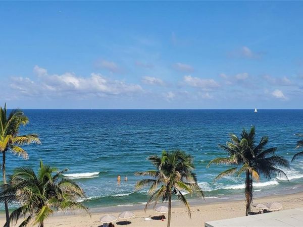 1161 Hillsboro Mile , Unit 506, Hillsboro Beach, FL 33062