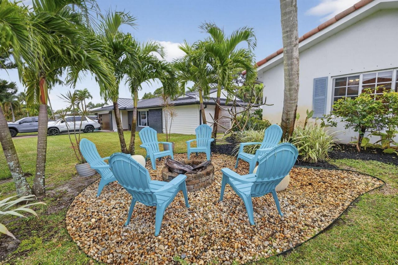 903 SW 28th Avenue , Boynton Beach, FL 33435 Photo