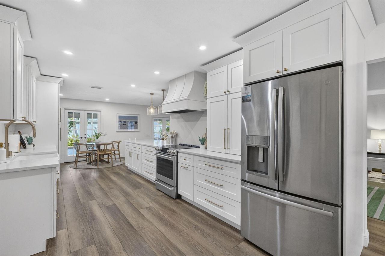 903 SW 28th Avenue , Boynton Beach, FL 33435 Photo