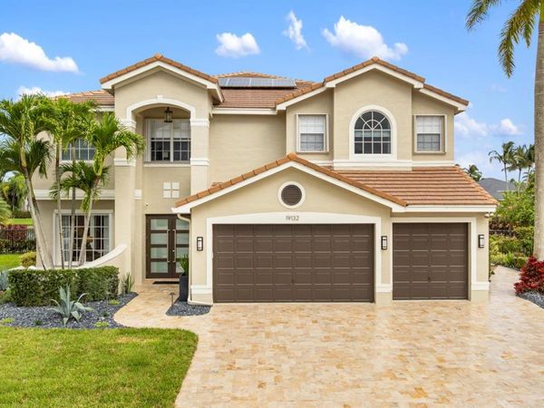 19132 Streamside Court , Boca Raton, FL 33498