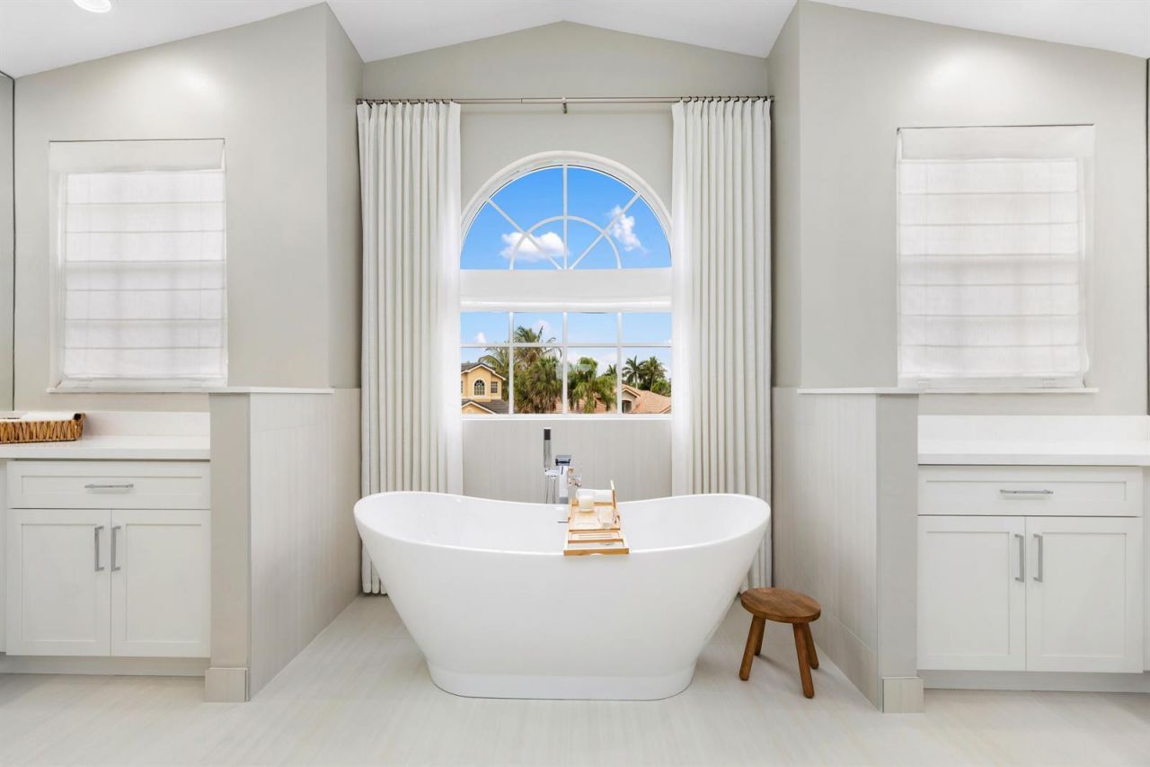 19132 Streamside Court , Boca Raton, FL 33498 Photo