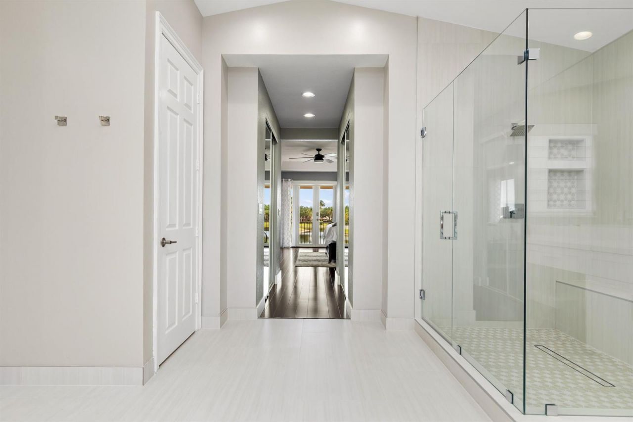 19132 Streamside Court , Boca Raton, FL 33498 Photo