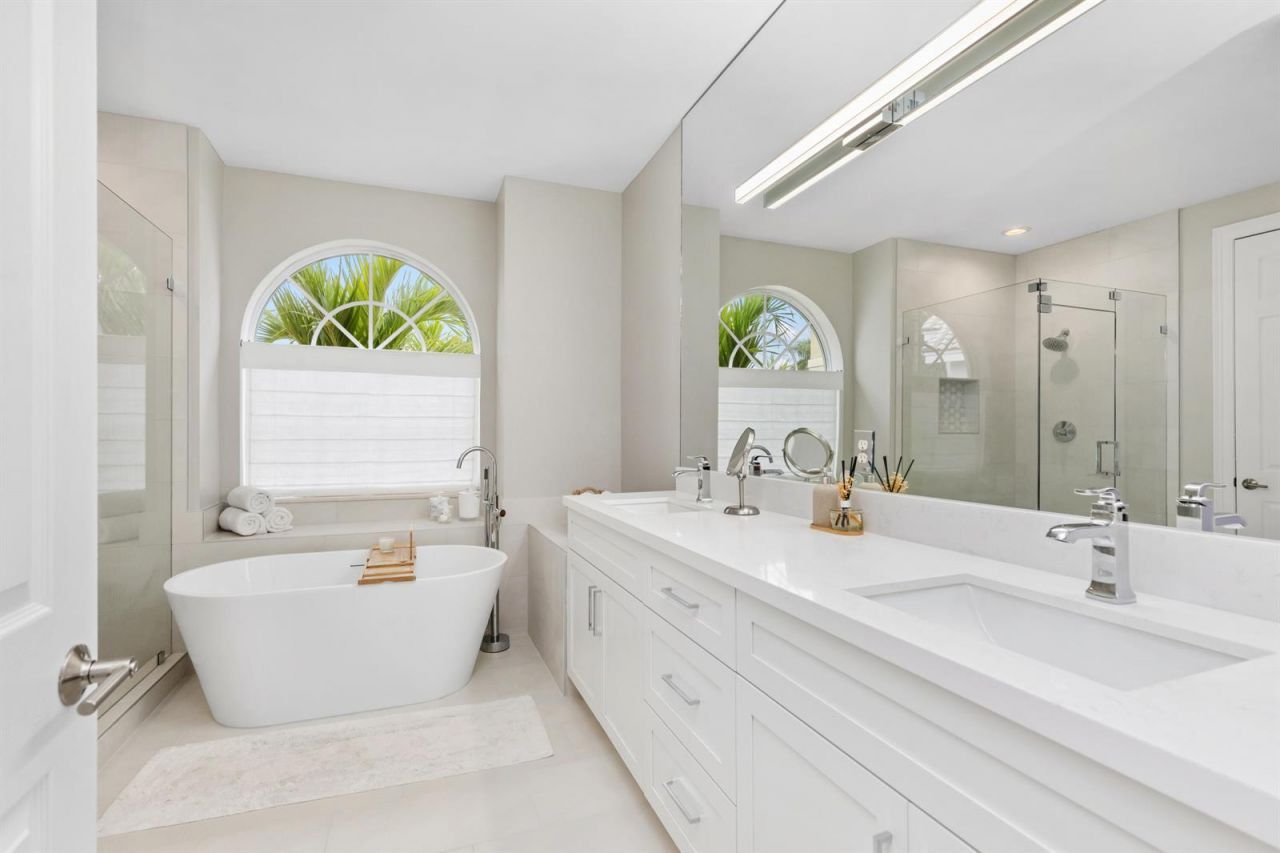19132 Streamside Court , Boca Raton, FL 33498 Photo