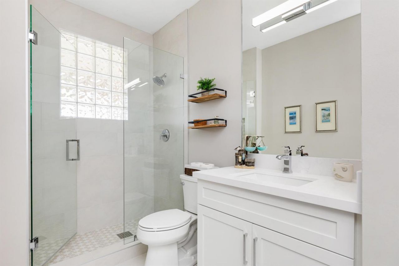 19132 Streamside Court , Boca Raton, FL 33498 Photo