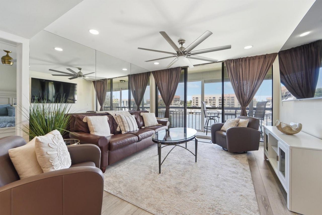 2501 Marina Isle Way , Unit 203, Jupiter, FL 33477 Photo
