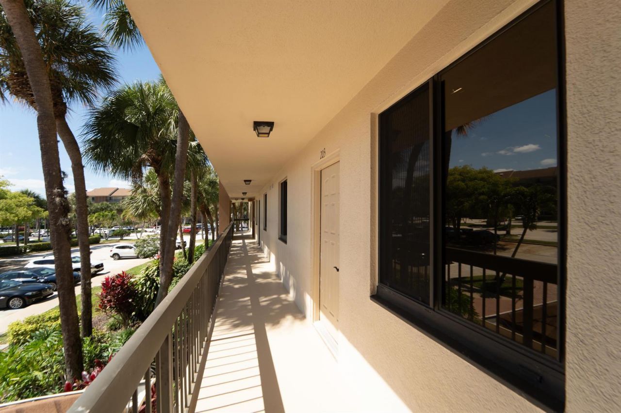2501 Marina Isle Way , Unit 203, Jupiter, FL 33477 Photo