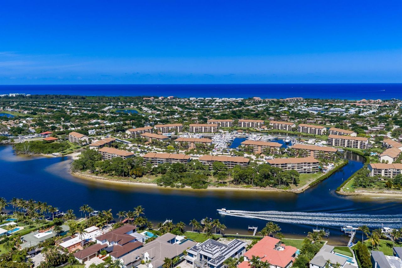 2501 Marina Isle Way , Unit 203, Jupiter, FL 33477 Photo