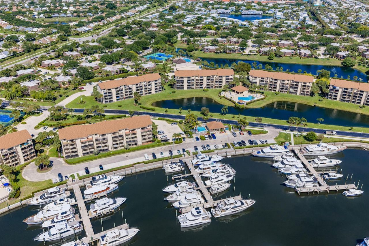 2501 Marina Isle Way , Unit 203, Jupiter, FL 33477 Photo