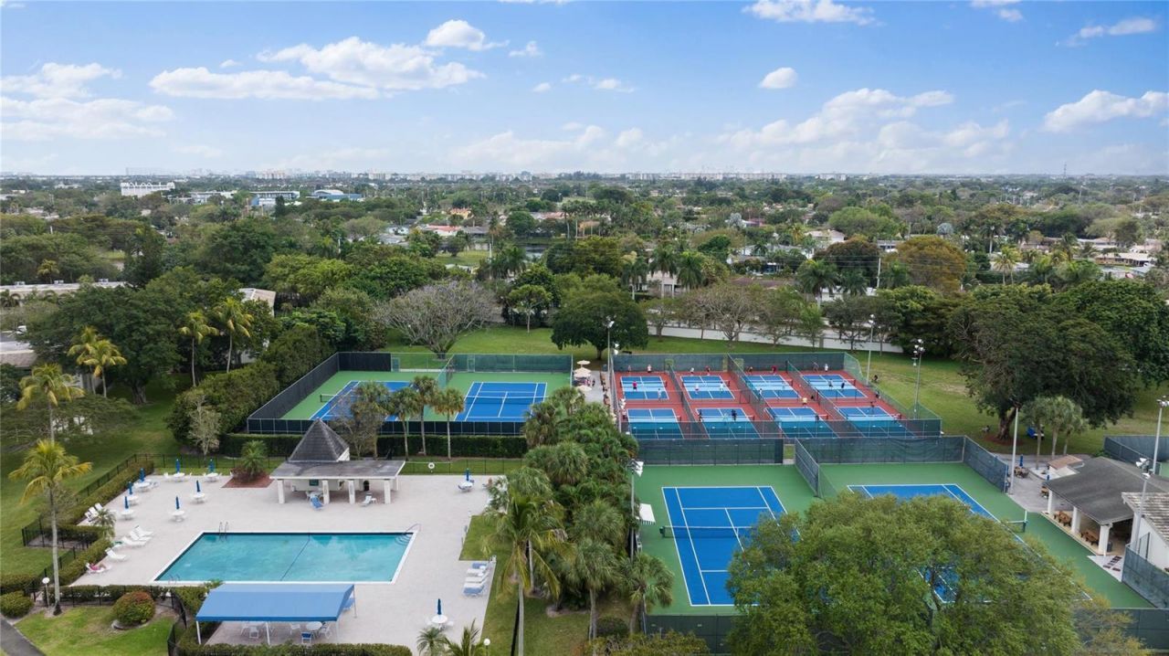 2710 Nassau Bend , Coconut Creek, FL 33066 Photo