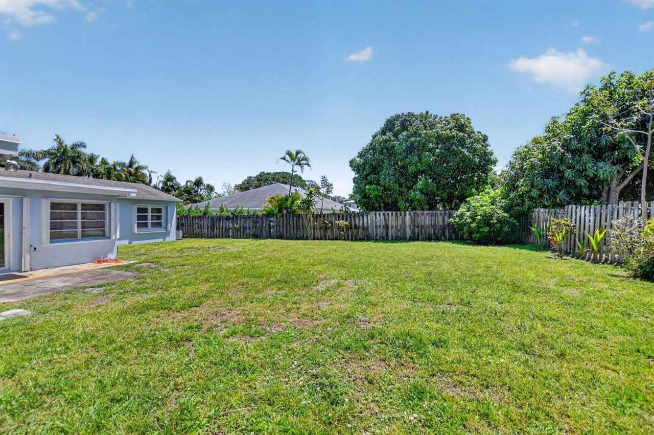 277 NW 3rd Court , Boca Raton, FL 33432 Photo