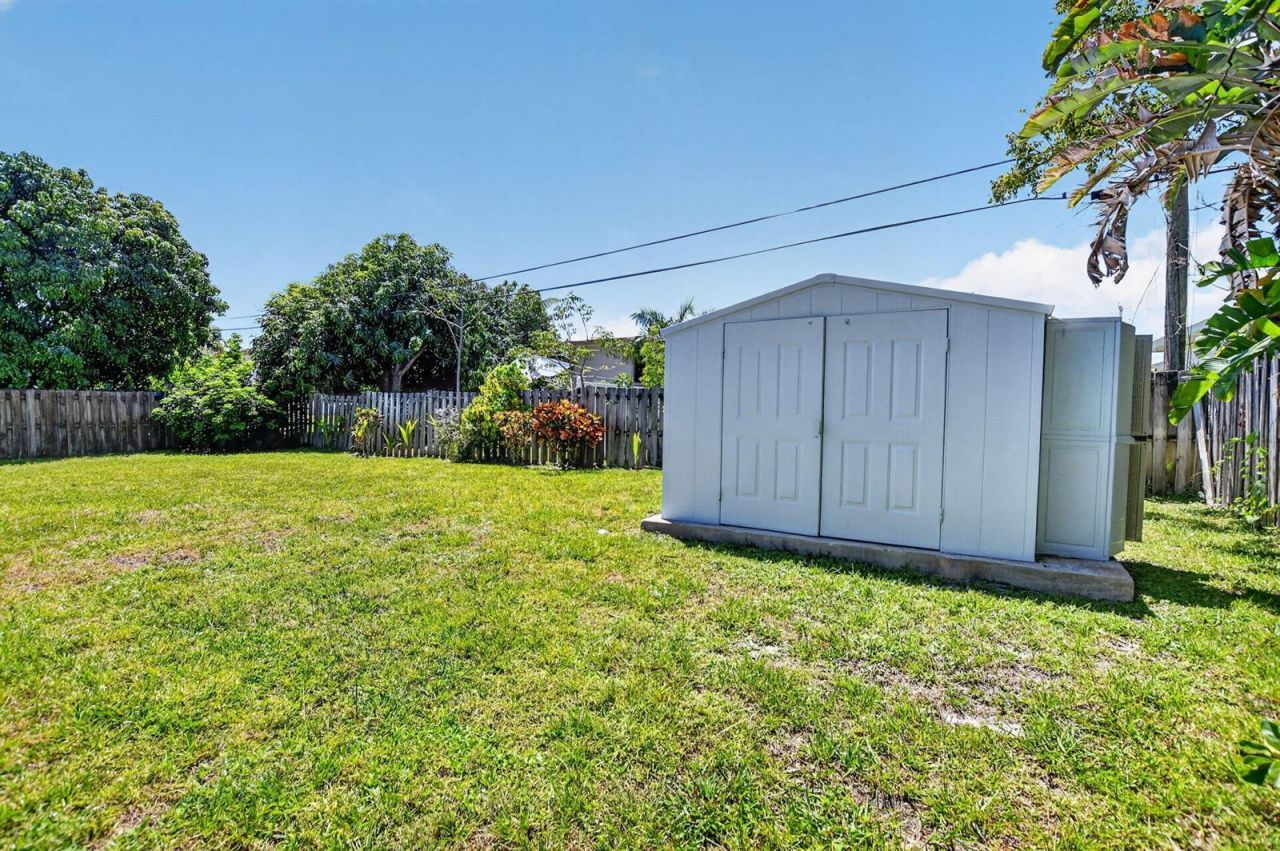 277 NW 3rd Court , Boca Raton, FL 33432 Photo