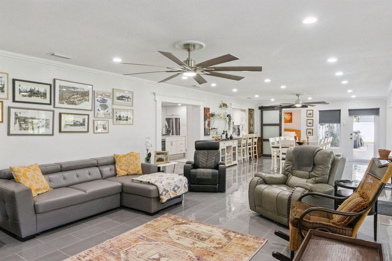 1950 Foxhollow Drive E, Auburndale, FL 33823 Photo