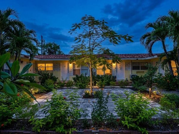 1125 NE 80th Street , Miami, FL 33138