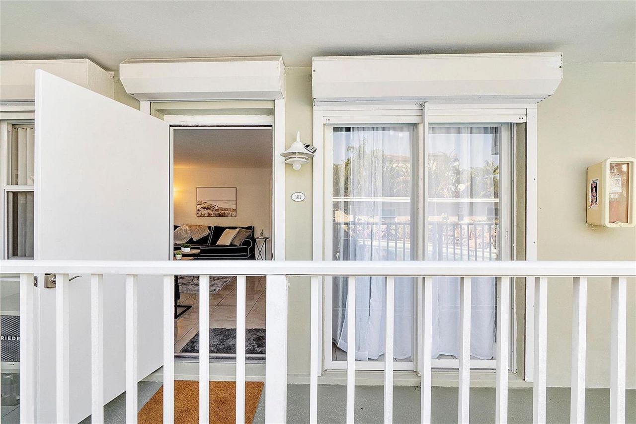 3230 NE 13th Street , Unit 102, Pompano Beach, FL 33062 Photo