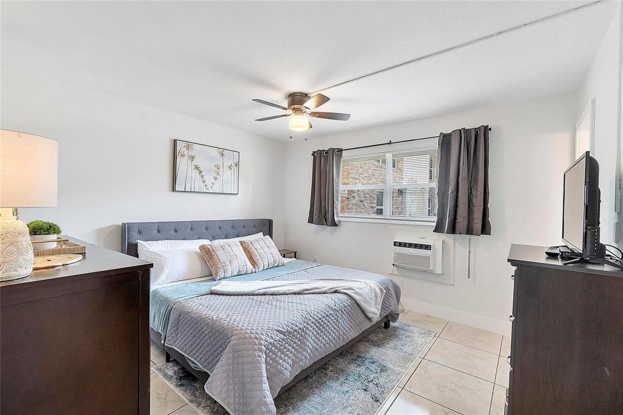 3230 NE 13th Street , Unit 102, Pompano Beach, FL 33062 Photo