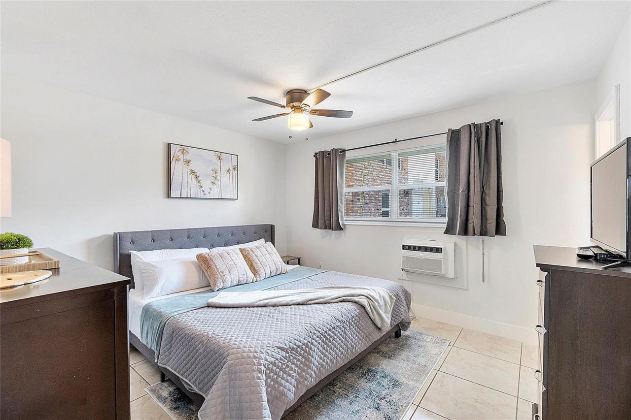 3230 NE 13th Street , Unit 102, Pompano Beach, FL 33062 Photo