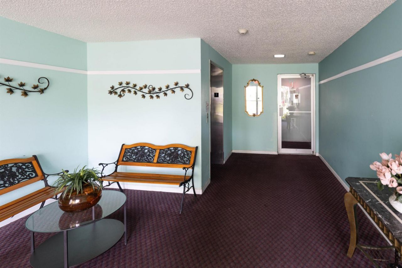 4980 E Sabal Palm Boulevard E, Unit 124, Tamarac, FL 33319 Photo