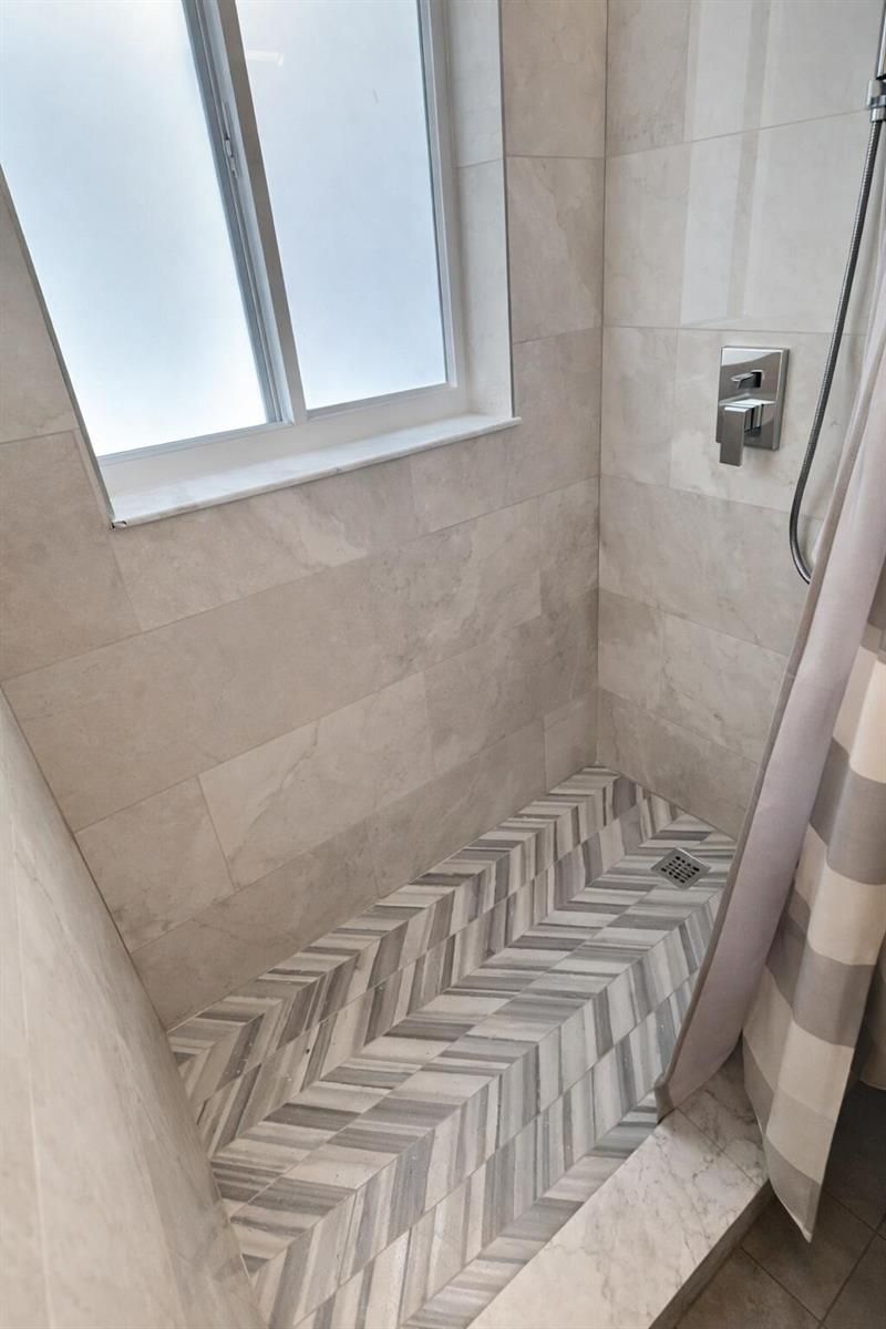 3220 Bayview Drive , Unit 211, Fort Lauderdale, FL 33306 Photo