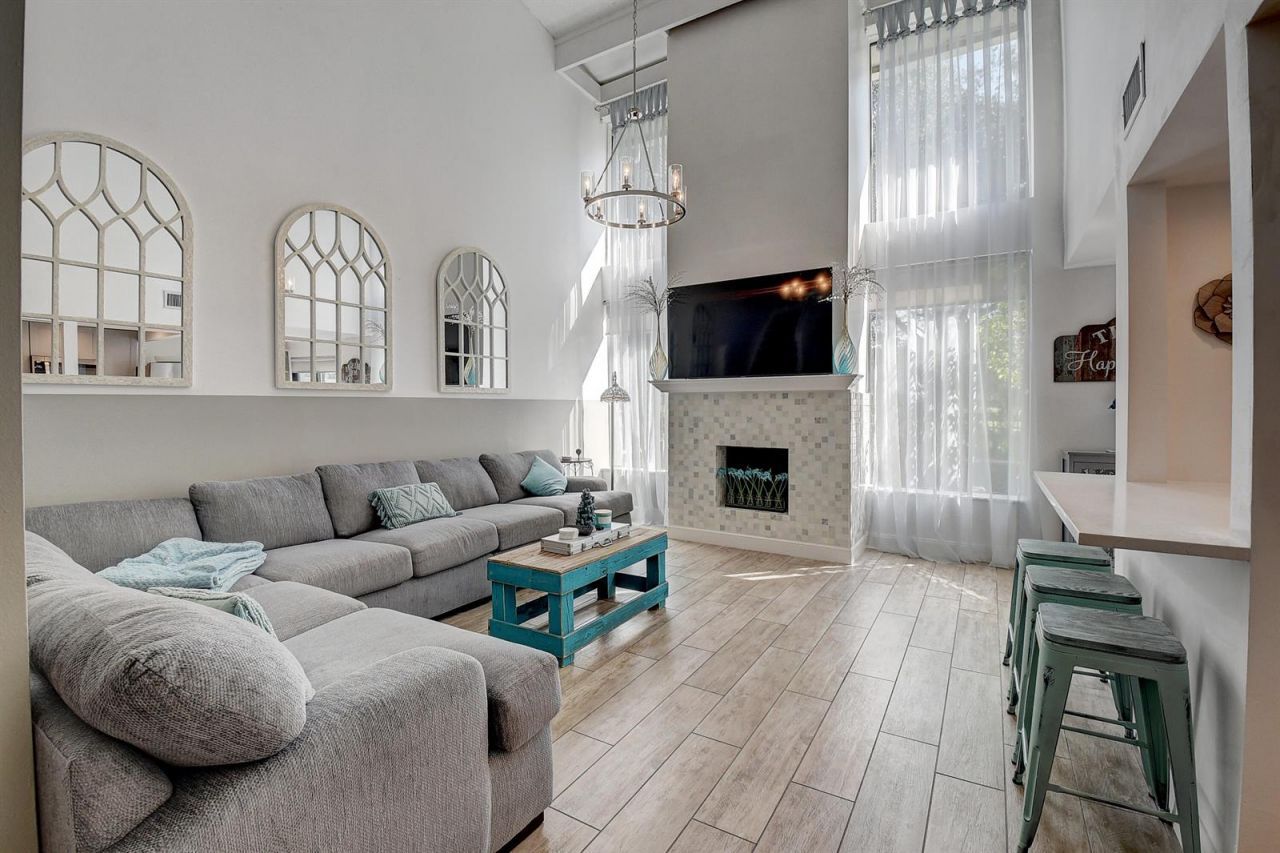6595 Parkview Drive , Unit A, Boca Raton, FL 33433 Photo