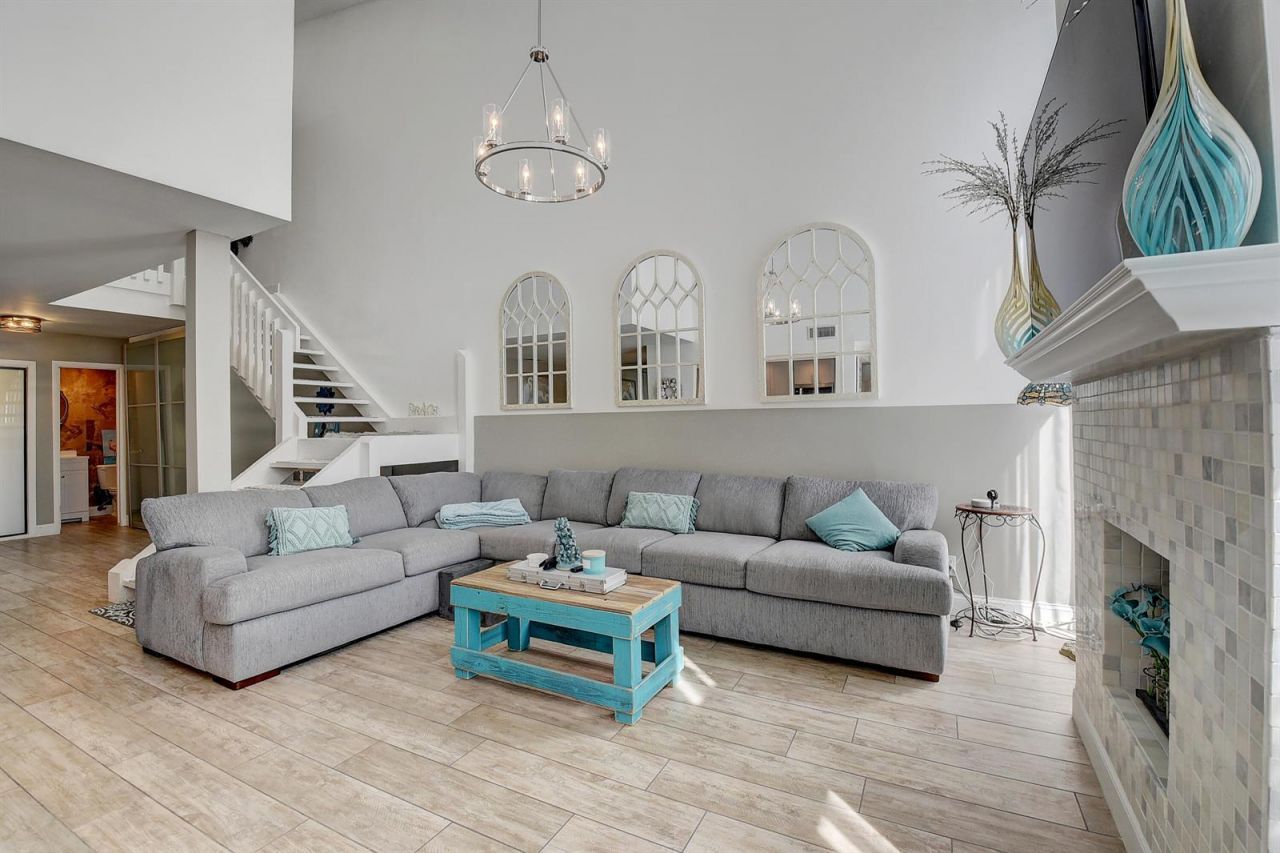 6595 Parkview Drive , Unit A, Boca Raton, FL 33433 Photo