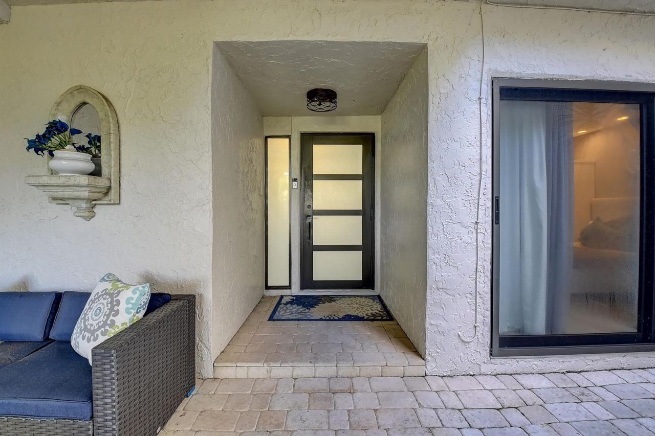 6595 Parkview Drive , Unit A, Boca Raton, FL 33433 Photo