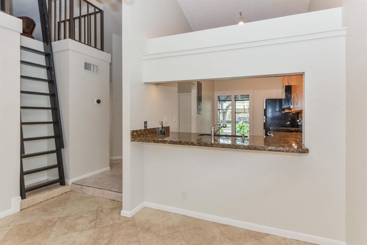 1400 NW 9th Avenue , Unit B-8, Boca Raton, FL 33486 Photo