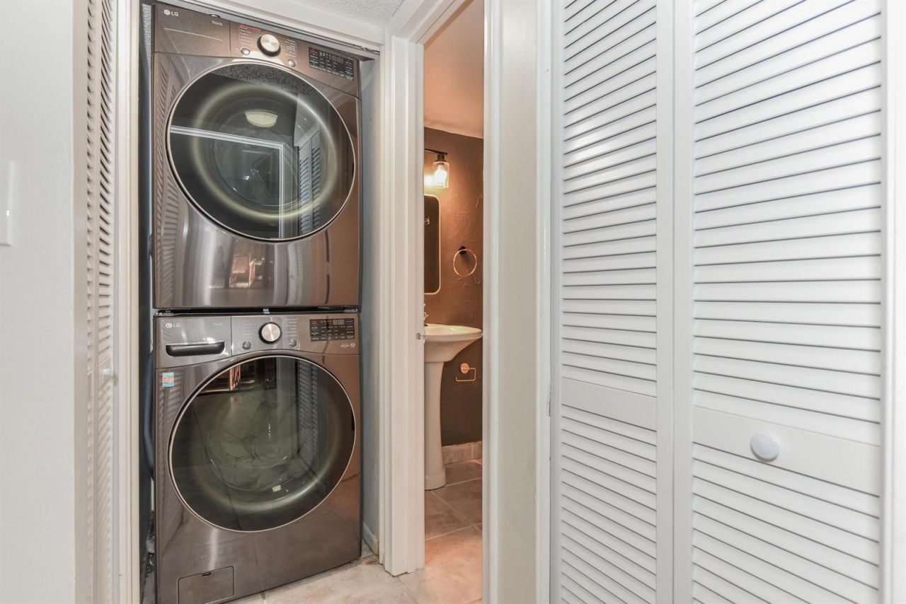 1400 NW 9th Avenue , Unit B-8, Boca Raton, FL 33486 Photo