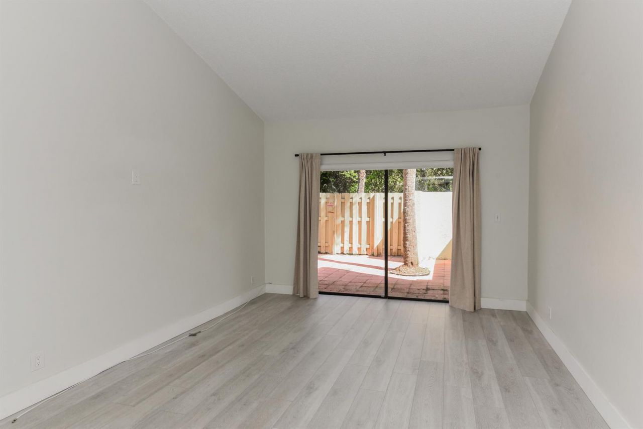 1400 NW 9th Avenue , Unit B-8, Boca Raton, FL 33486 Photo