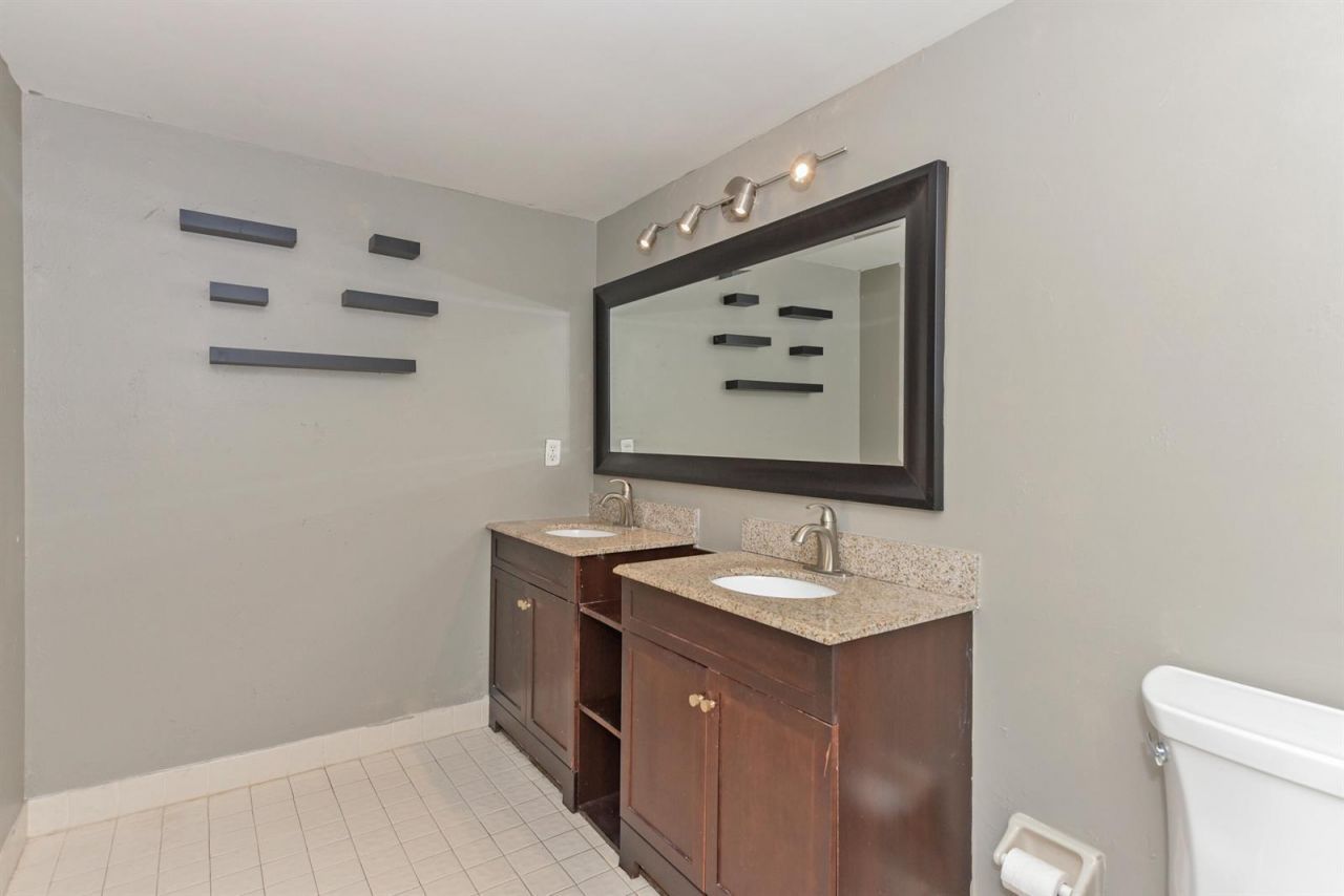 1400 NW 9th Avenue , Unit B-8, Boca Raton, FL 33486 Photo
