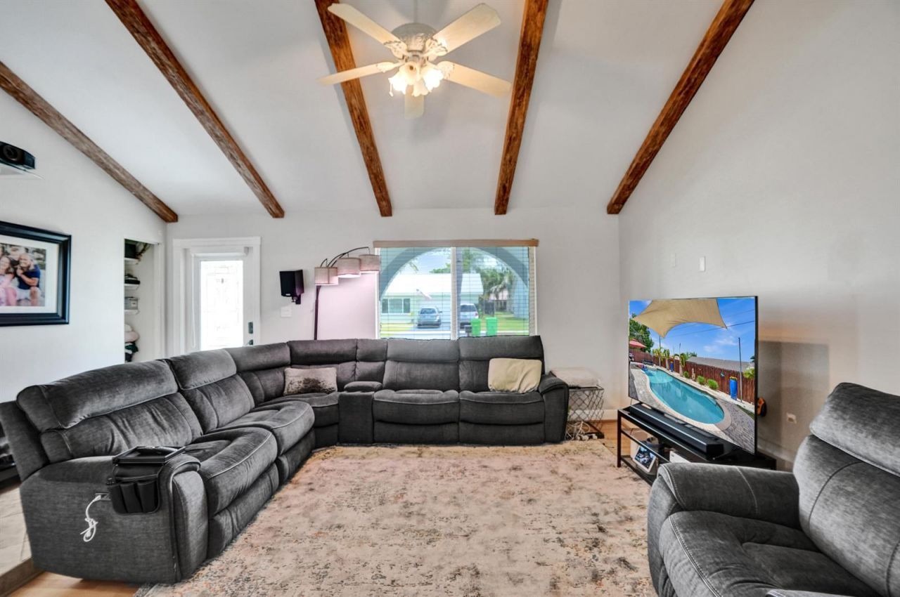 10501 NW 20th Court , Sunrise, FL 33322 Photo