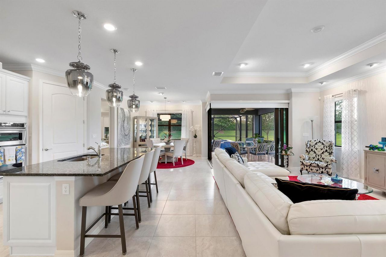 4640 E Pinehurst Trl Trail E, Fort Lauderdale, FL 33309 Photo