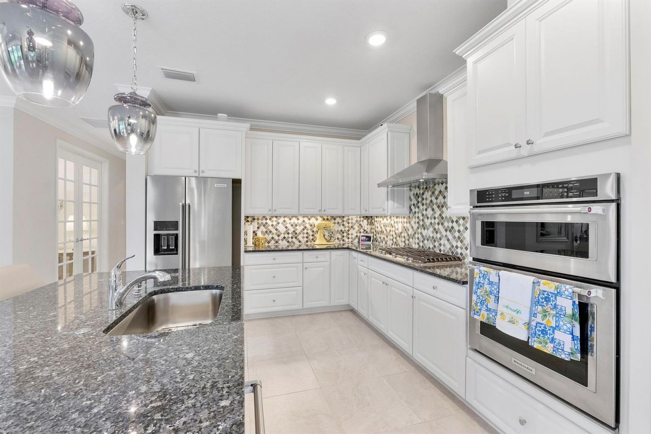 4640 E Pinehurst Trl Trail E, Fort Lauderdale, FL 33309 Photo