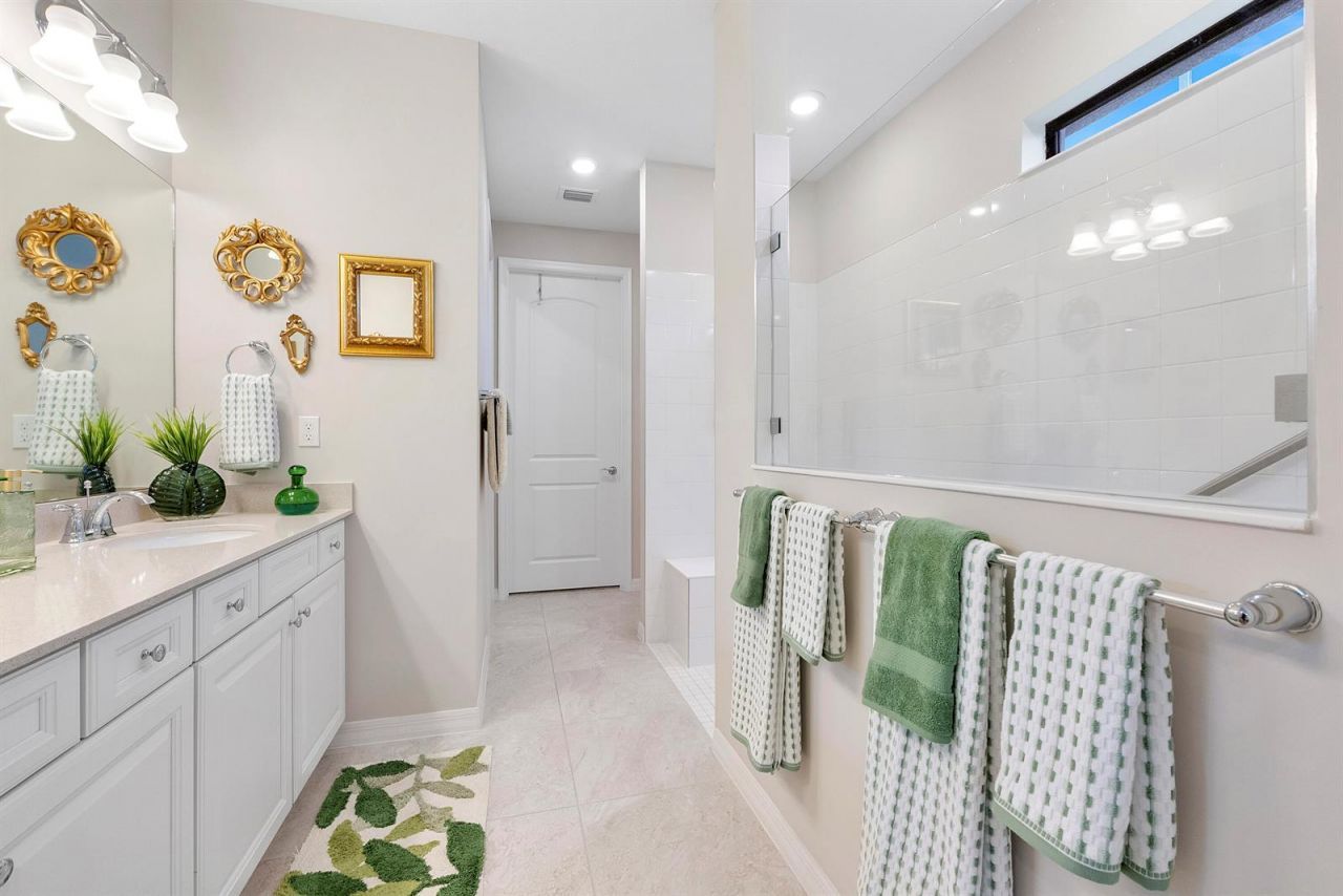 4640 E Pinehurst Trl Trail E, Fort Lauderdale, FL 33309 Photo