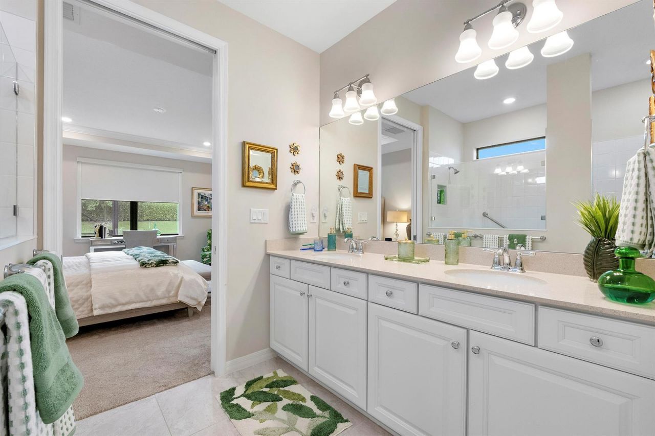 4640 E Pinehurst Trl Trail E, Fort Lauderdale, FL 33309 Photo