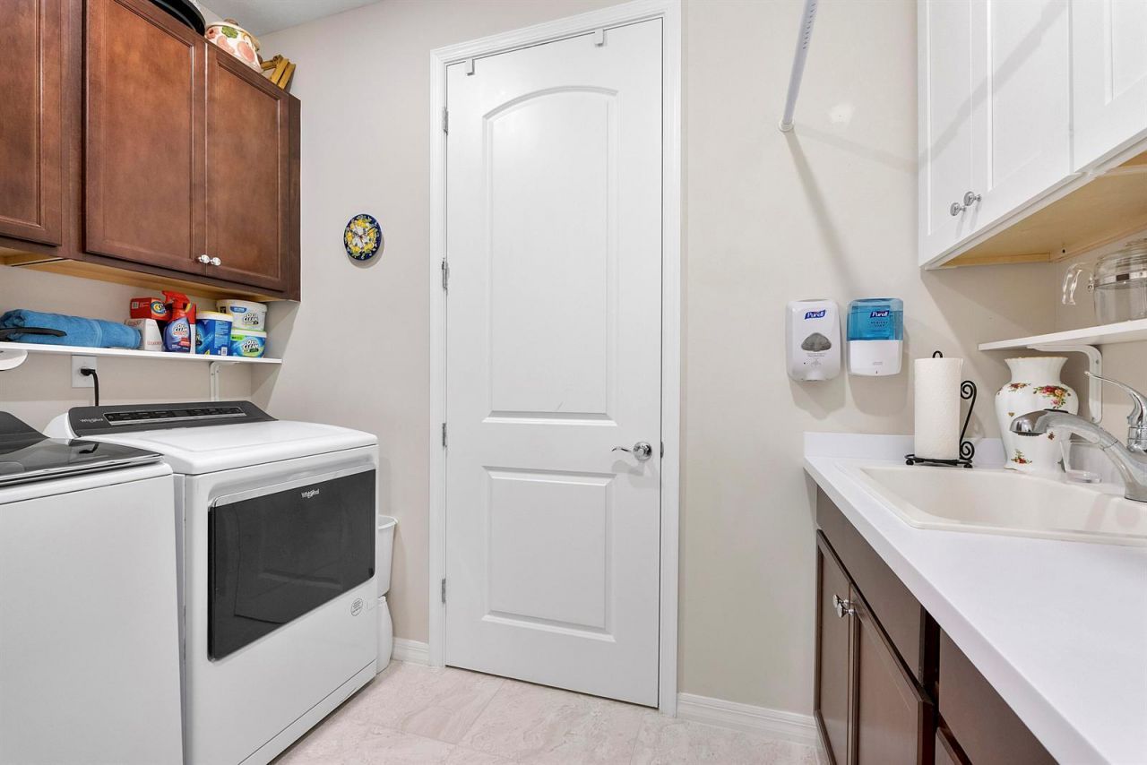 4640 E Pinehurst Trl Trail E, Fort Lauderdale, FL 33309 Photo