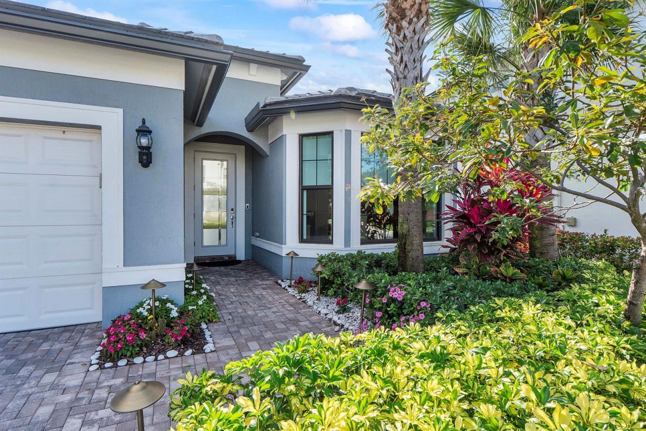 4640 E Pinehurst Trl Trail E, Fort Lauderdale, FL 33309 Photo