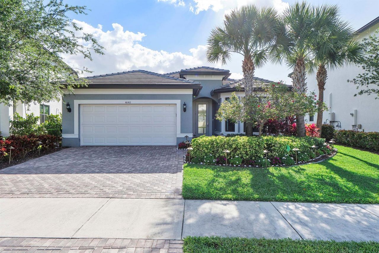 4640 E Pinehurst Trl Trail E, Fort Lauderdale, FL 33309 Photo