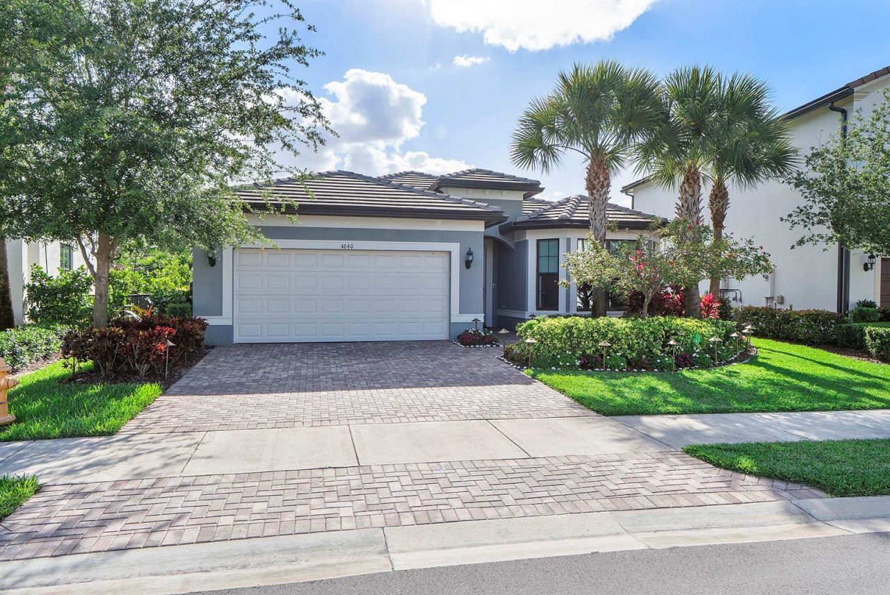 4640 E Pinehurst Trl Trail E, Fort Lauderdale, FL 33309 Photo