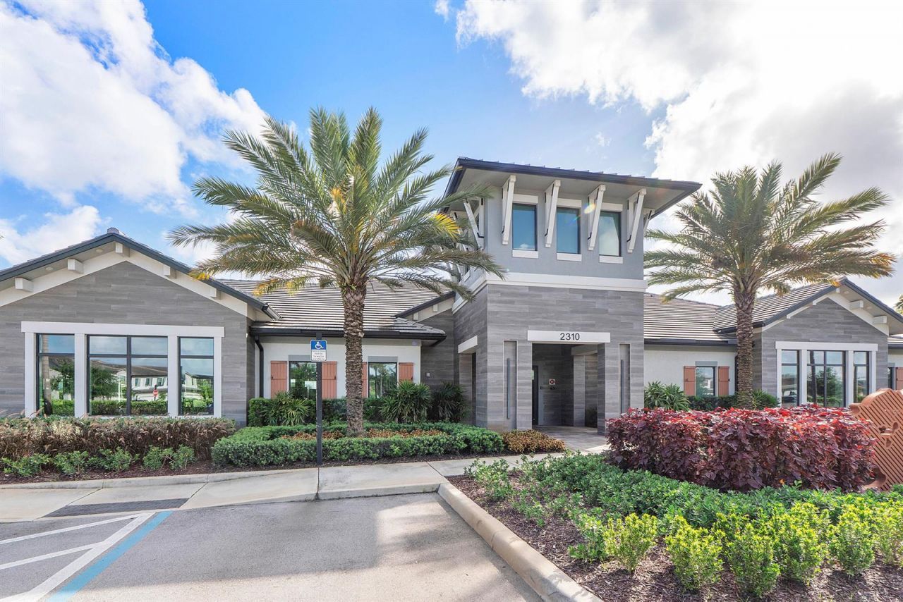 4640 E Pinehurst Trl Trail E, Fort Lauderdale, FL 33309 Photo
