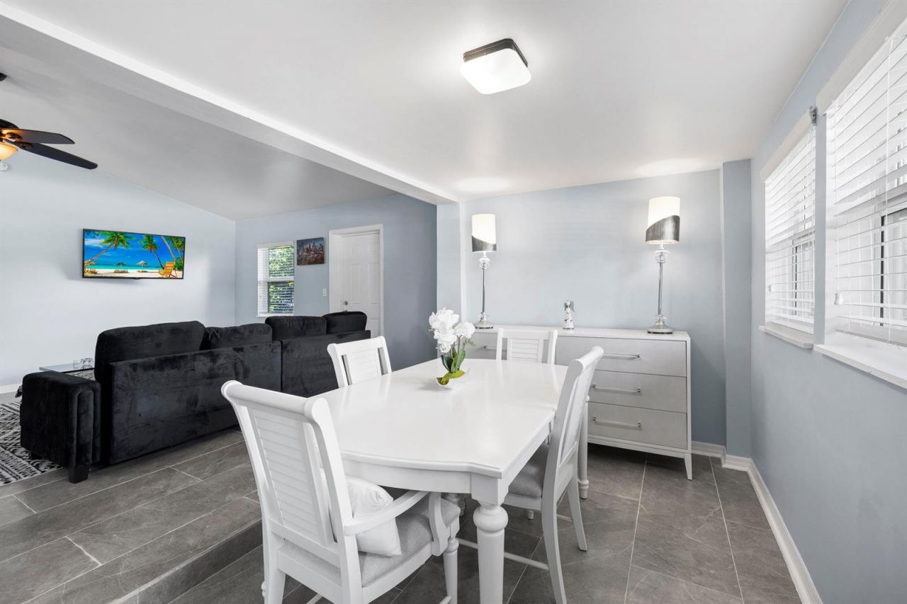 2660 SW 12th Terrace , Fort Lauderdale, FL 33315 Photo